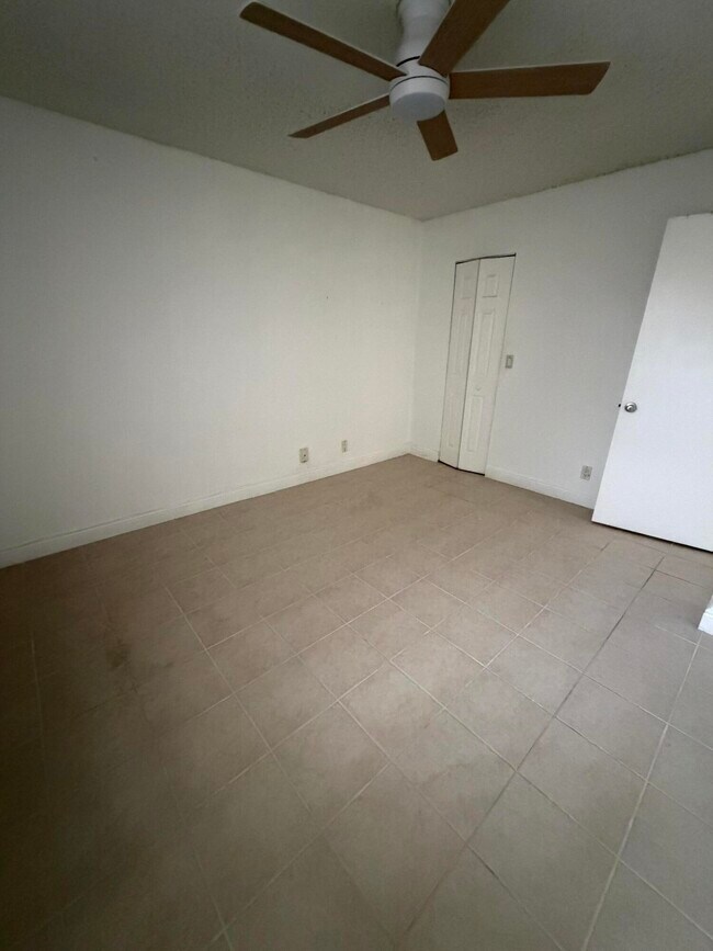 1285 SW 46th Ave Unit 2709