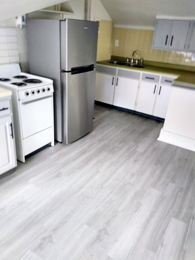 2838 4th Ave Unit A