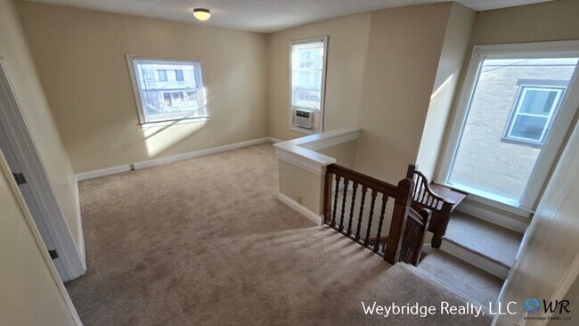 Photo - 3923 Spencer Ave Unit 2