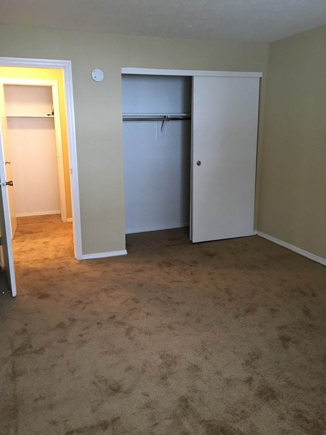 Bedroom - Dixmyth Hills