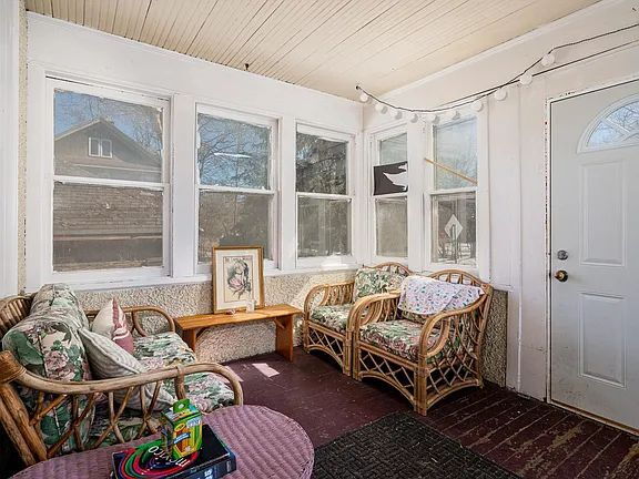 Photo - Beautiful single family home with near U of MN - 4 bed 2 bath