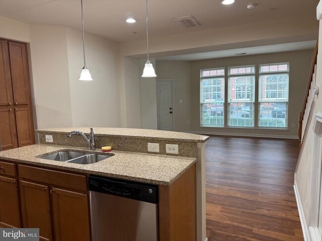 Photo - 908 Hall Station Dr