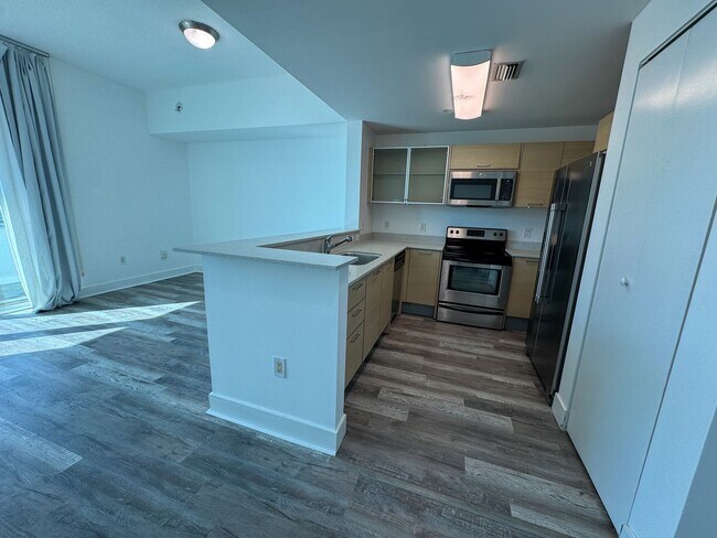 Photo - 350 NE 24th St