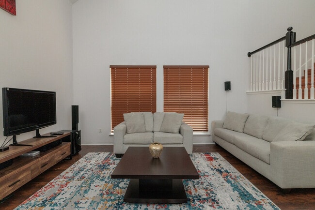 Photo - 213 Revolution Ln Unit SI ID1575074P