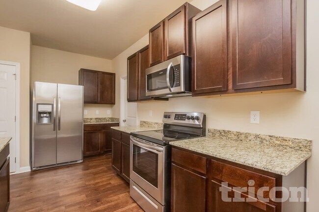 Photo - 114 Hayes Park Dr