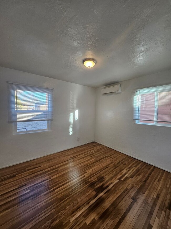 Photo - 2 Bed 2 Bath, office+ W/D Hook up
