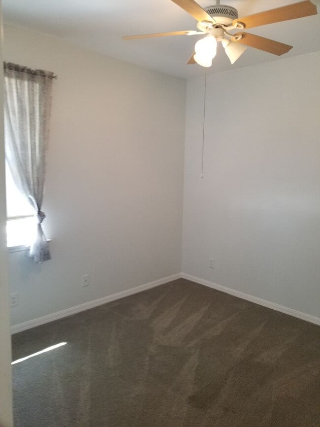 Photo - Celebration Cape - Gated Community - 3/2+Den/2 car garage