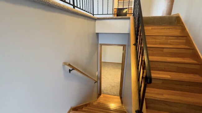 Photo - Discover Spacious Comfort in Apple Valley: Elegant 2-Bed, 2-Bath Townhouse on Endicott Way!