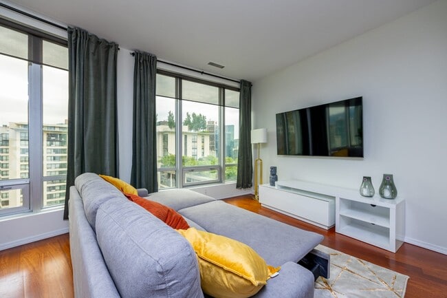 Photo - 989 Nelson St Unit 1510