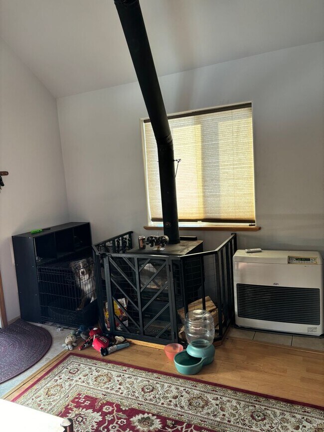 Photo - 1 Bed + Loft/1 Bath Close to UAF