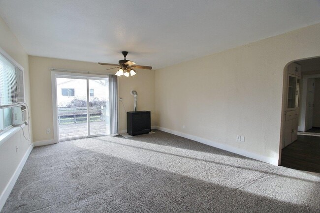 Photo - 321 West Blvd. New Plymouth