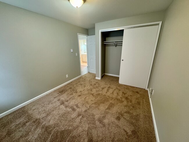 Photo - 390 Rencliffe Apartments Unit 202