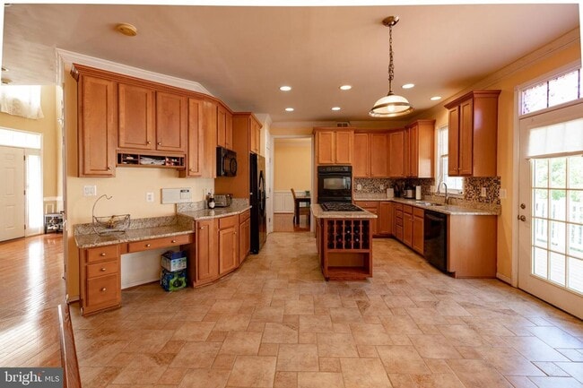 Photo - Luxury living in Lorton Valley