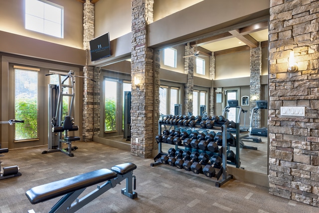 Hickory Point Apartments