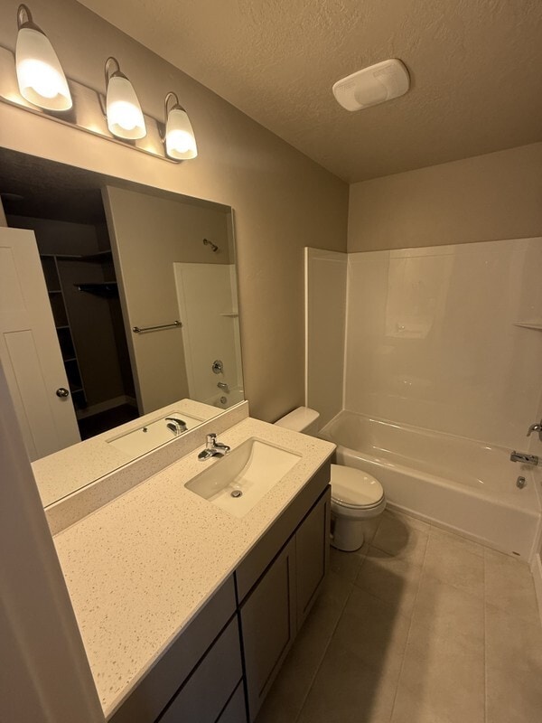 Photo - 1431 W 500 N