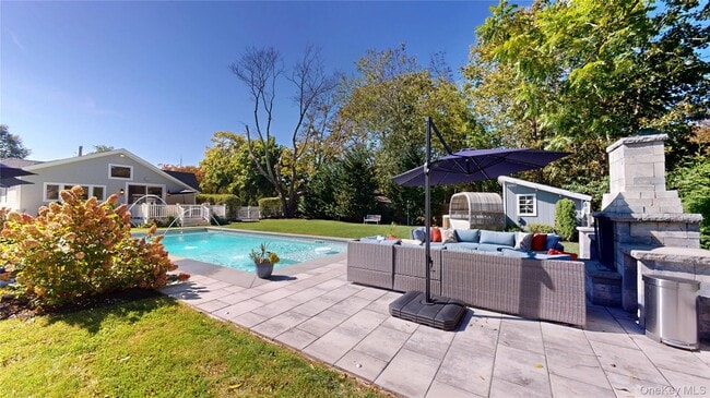 5 Halsey Ave
