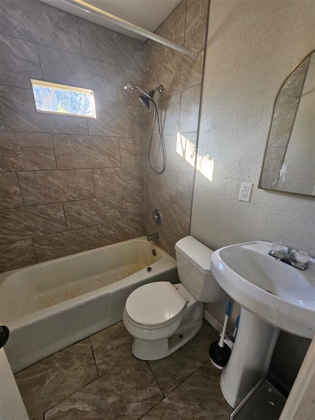 Photo - 110 NW 3rd St