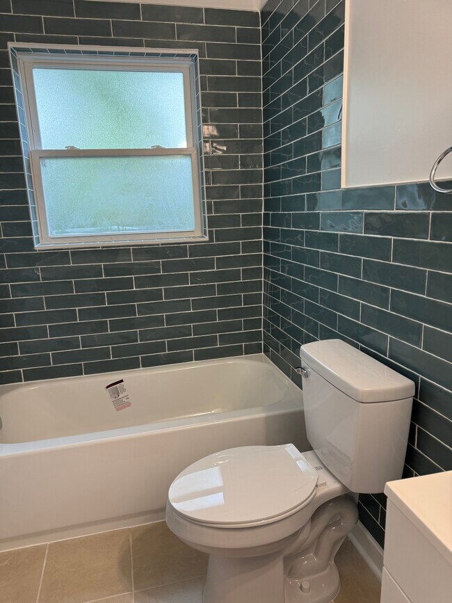 6015 Dryden Ave Unit 2