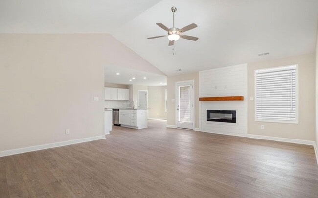 210 Maxwell Farm Ln