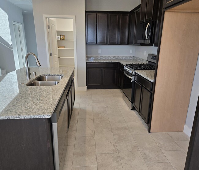 Photo - 4030 Silver Springs Road NE
