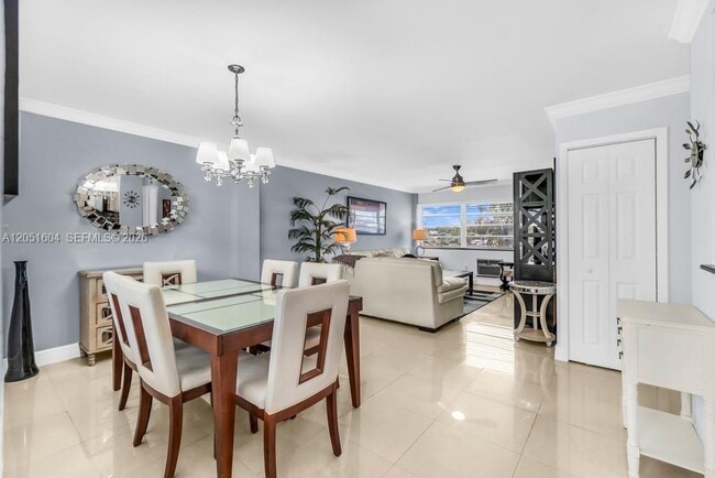 Photo - 220 Kings Point Dr Unit 314