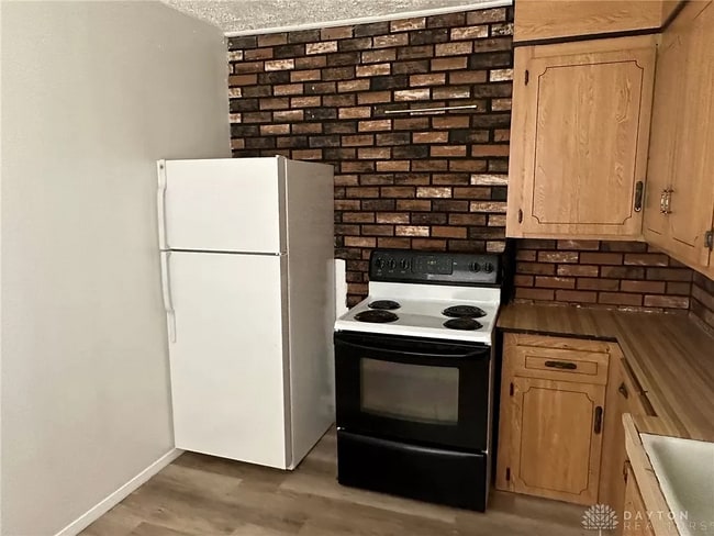 Photo - 11 Grove Ave