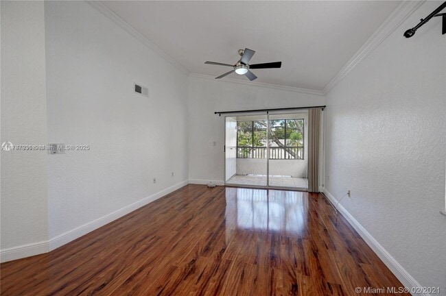 Photo - 2850 N Oakland Forest Dr