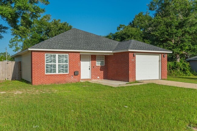 Photo - North Crestview Home!