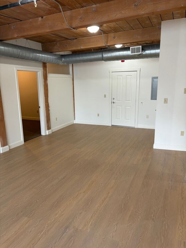 Photo - Bostonian Shoe Lofts