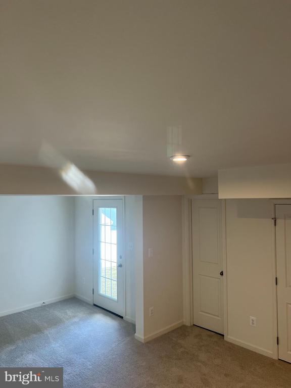 Photo - 167 Clifton Mnr