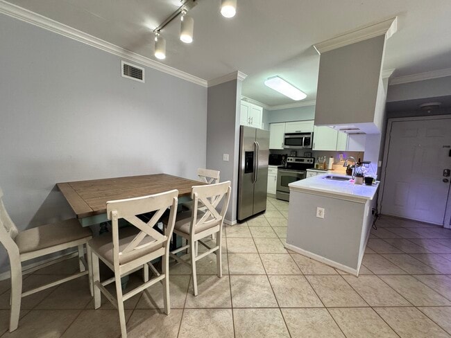 Photo - 6556 Emerald Dunes Dr Unidad 205