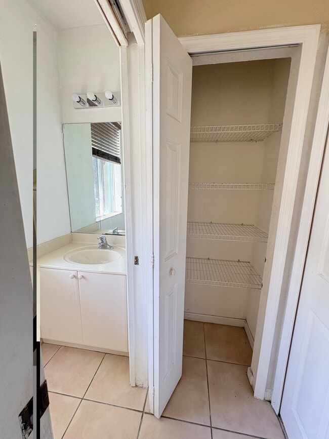 Photo - 2819 SE 15th Rd