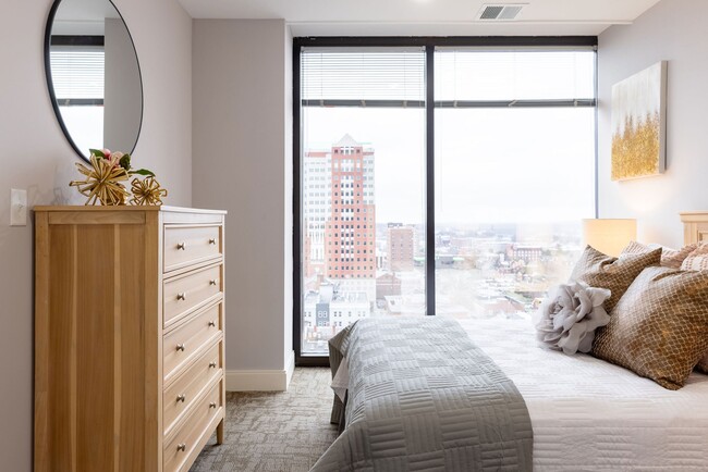 The Residence at 1000 Elm