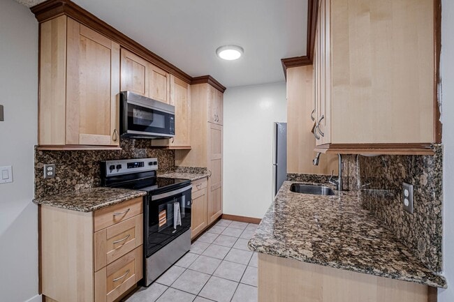 Photo - Freshly Updated, Upstairs Condo Unit for Rent Unit 4