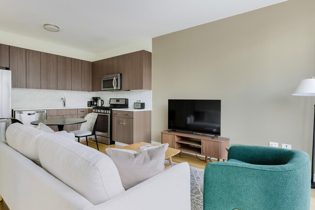 Photo - 340 E North Water St Unidad FL16-ID1419