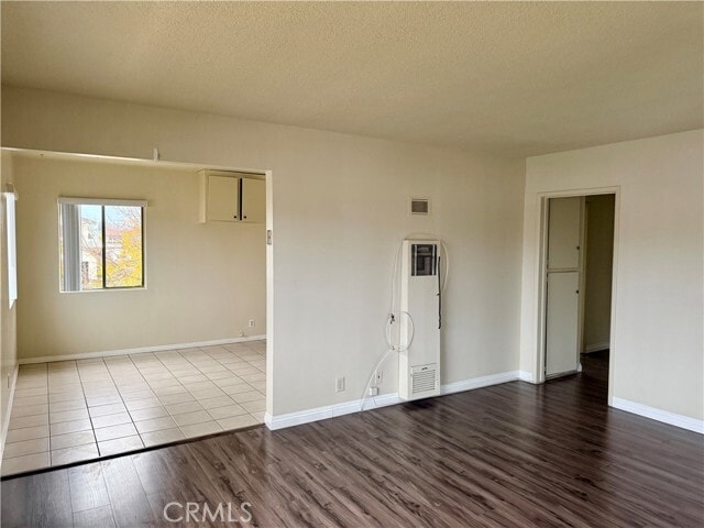 Building Photo - 4105 Walnut Grove Ave Unit 9