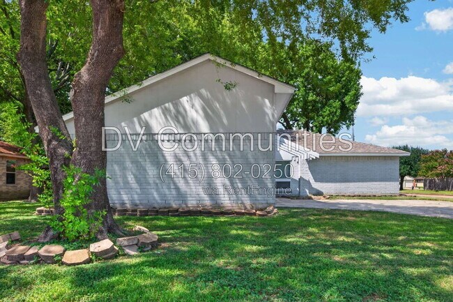 Photo - 9747 Rocky Hollow Rd