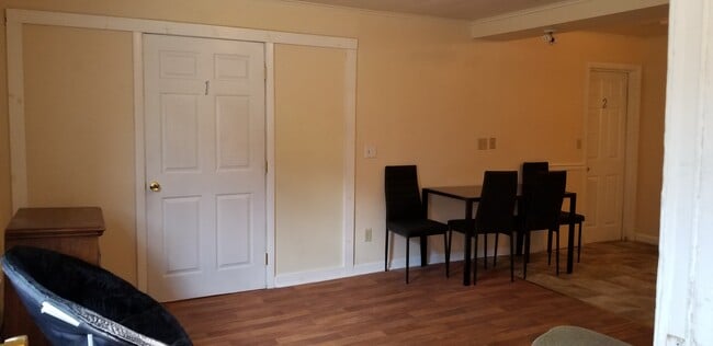 Dining - Unit 1A - 61 N Jones St