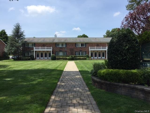 Building Photo - 58 Horseblock Rd Unit 58-2B