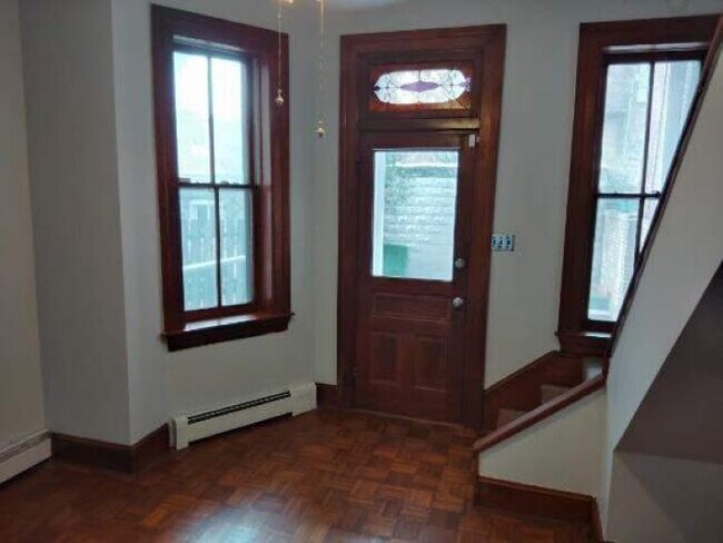 Photo - 1732 Linden Ave Apartments Unit Rear