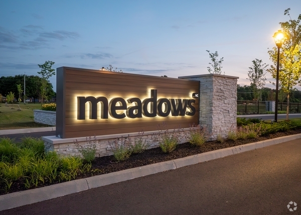 Building Photo - VC Meadows Rental