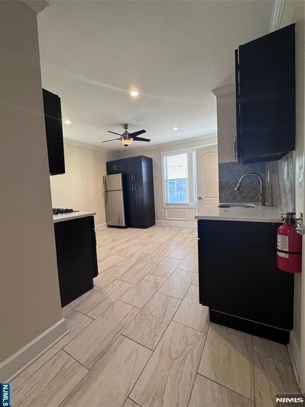 14 River St