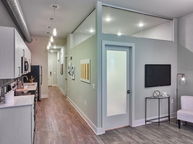 Appartement 213 924 North 25th Street Milwaukee The Oxford Apartments For Rent in Oxon Hill, MD | ForRent.com