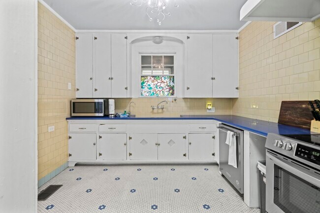 Photo - 1919 Rosenberg St