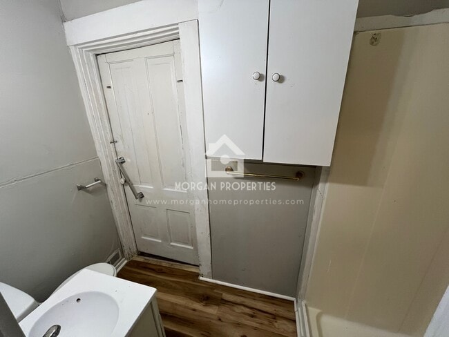 Photo - 325 S 12th St Unit 1