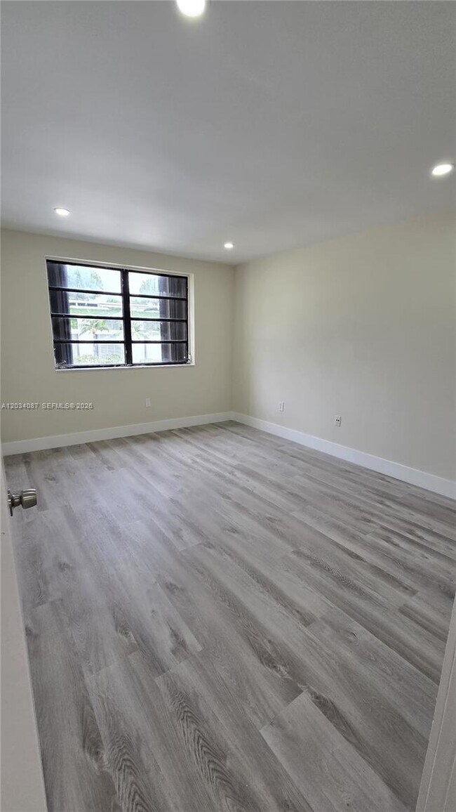 Photo - 9124 Collins Ave Unit 304