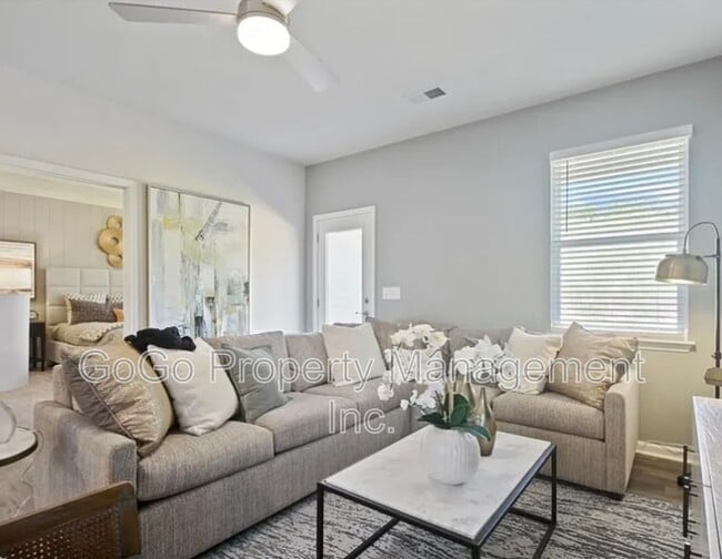 Photo - 118 Paddock Glen Dr