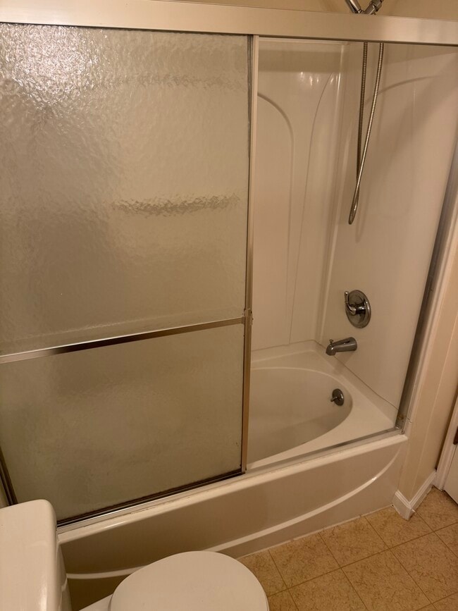 Full Bath (a)