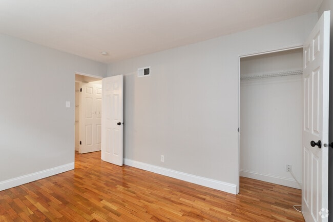 Cromwell Apartments