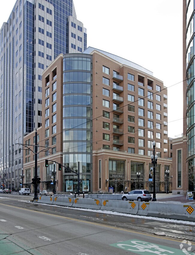Richards Court - Richards Court Apartments